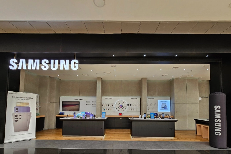 SAMSUNG